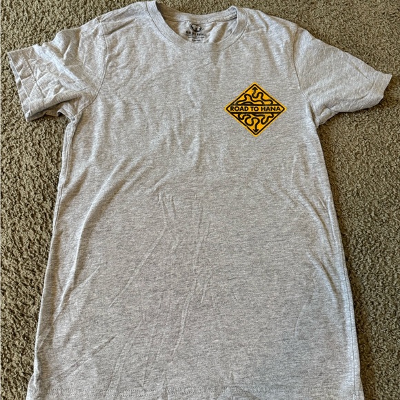 Maui, Hawaii Gray T-Shirt with Yellow Road to Hana Graphic Unisex Small - Picture 3 of 4